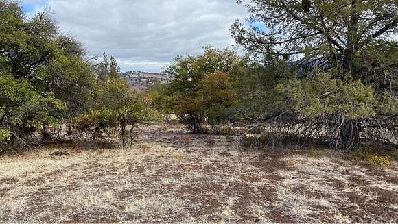 3.2 Acres of Residential Land for Sale in Hornbrook, California