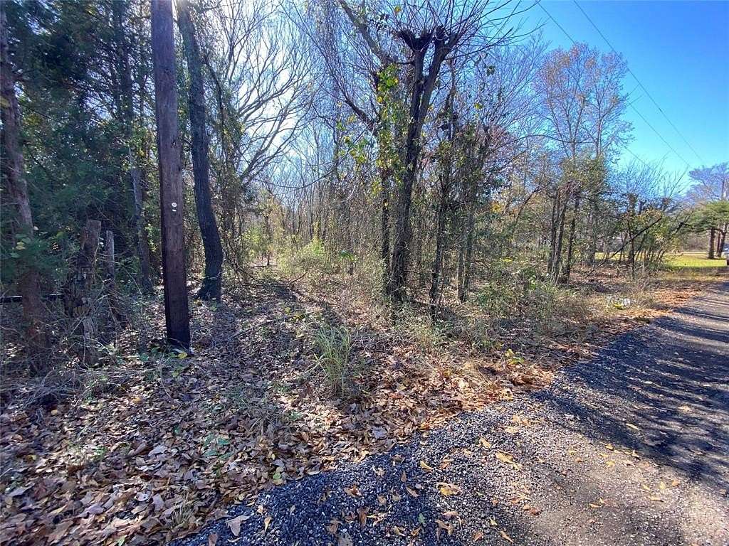 1 Acre of Residential Land for Sale in Klondike, Texas