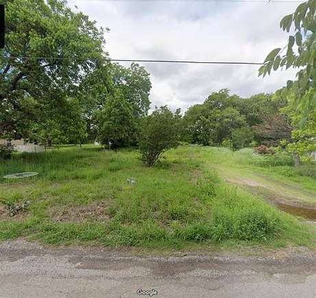 1.744 Acres of Residential Land for Sale in Bells, Texas