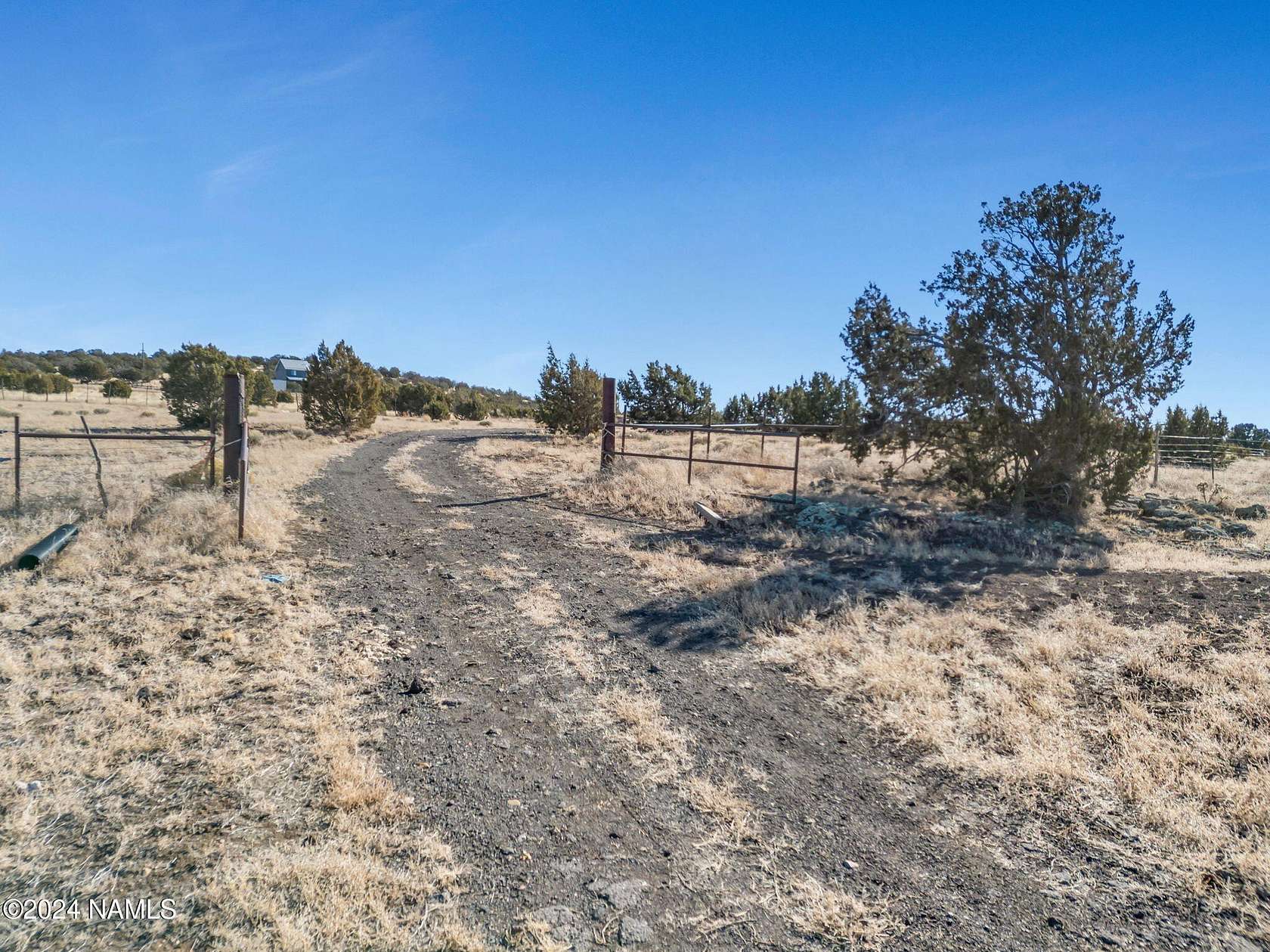 10 Acres of Improved Land for Sale in Flagstaff, Arizona