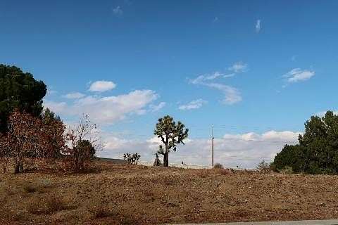 0.874 Acres of Residential Land for Sale in Lancaster, California