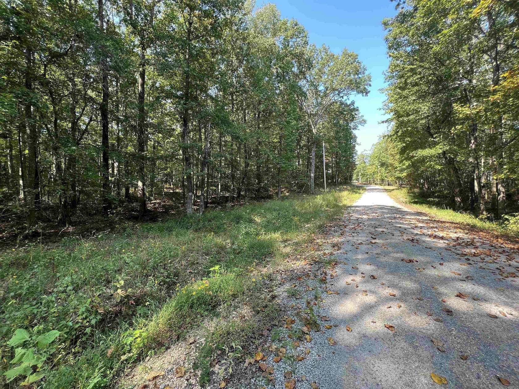 0.84 Acres of Residential Land for Sale in Savannah, Tennessee