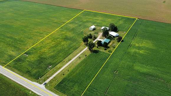 10.01 Acres of Land with Home for Sale in Lovington, Illinois