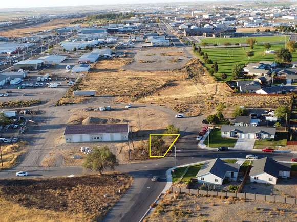 0.09 Acres of Commercial Land for Sale in Pasco, Washington