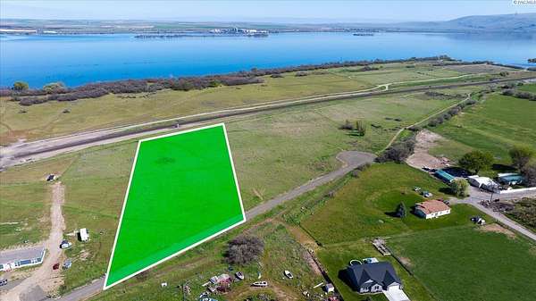 5.16 Acres of Residential Land for Sale in Finley, Washington