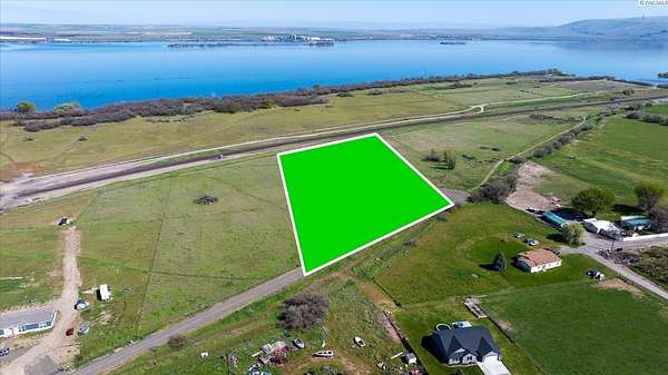 5.33 Acres of Residential Land for Sale in Finley, Washington