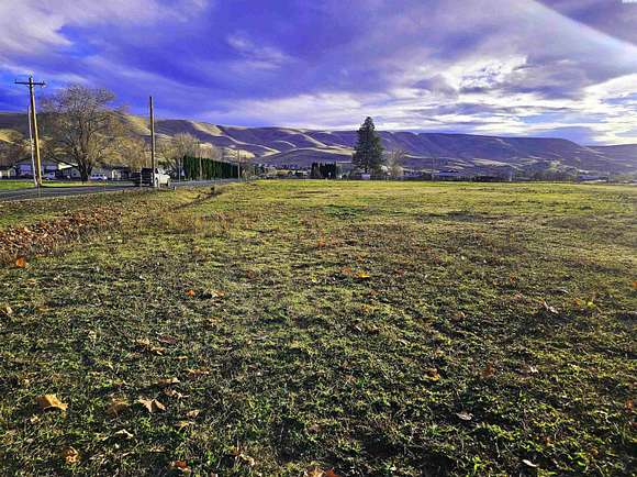 1.2 Acres of Residential Land for Sale in Prosser, Washington