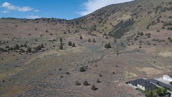 40.93 Acres of Land for Sale in Klamath Falls, Oregon