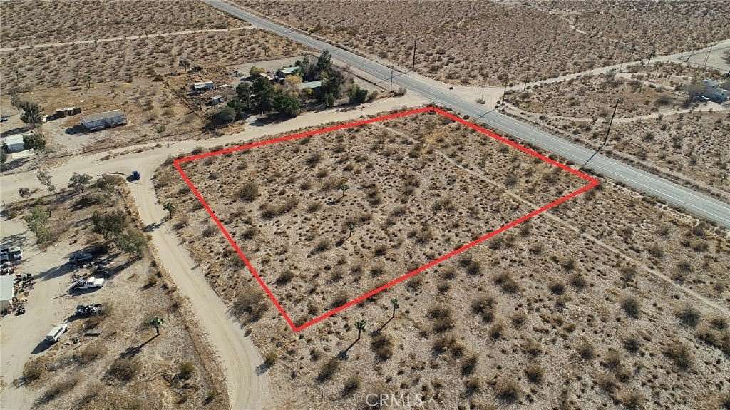 2.538 Acres of Residential Land for Sale in Phelan, California