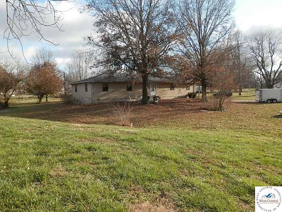 4.75 Acres of Residential Land with Home for Sale in Hughesville, Missouri