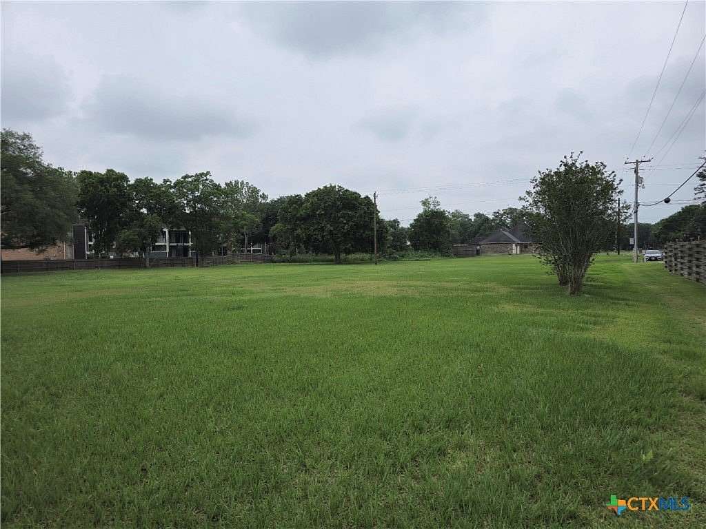 1.27 Acres of Residential Land for Sale in Bay City, Texas