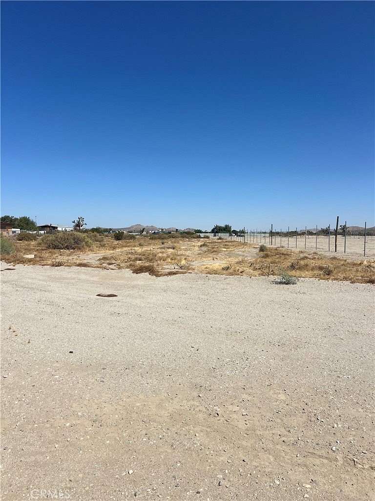 0.938 Acres of Residential Land for Sale in Littlerock, California