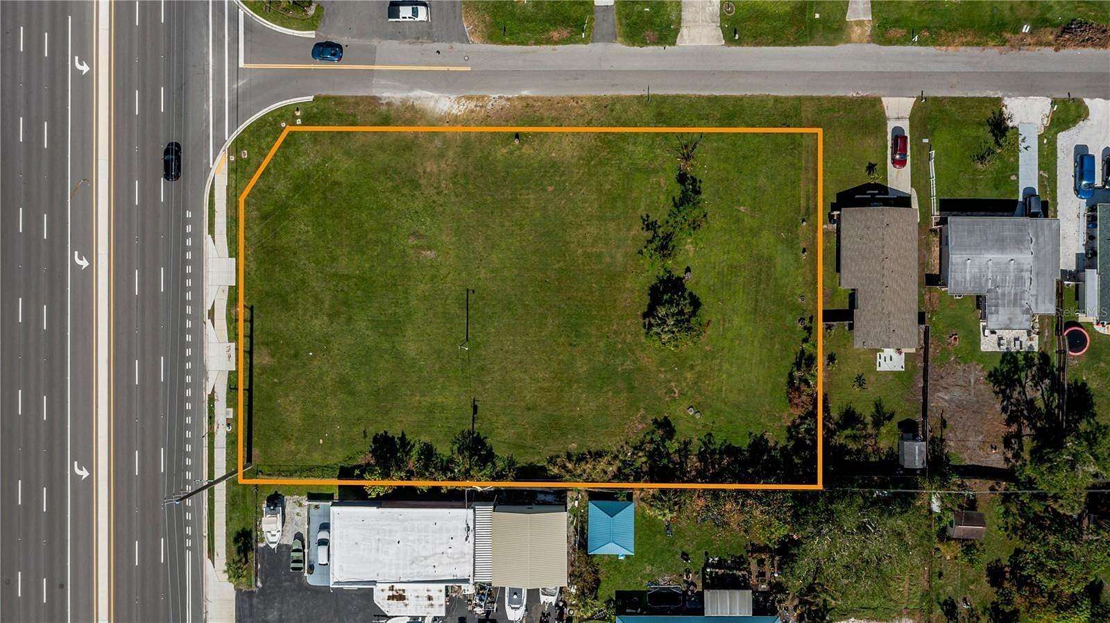 0.86 Acres of Commercial Land for Sale in Venice, Florida