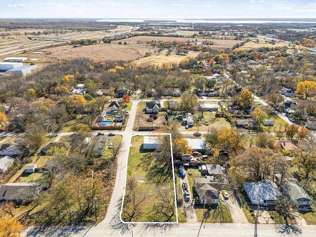 0.32 Acres of Residential Land for Sale in Kemp, Texas