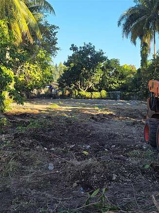 0.327 Acres of Residential Land for Sale in Miami, Florida