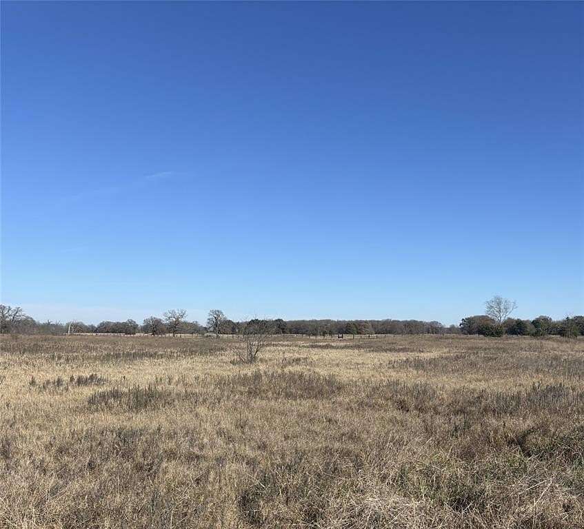 5 Acres of Land for Sale in Kemp, Texas