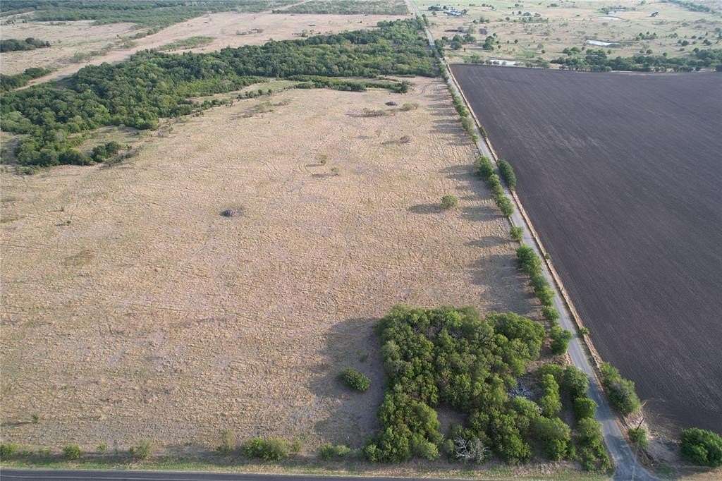 1 Acre of Residential Land for Sale in Gunter, Texas