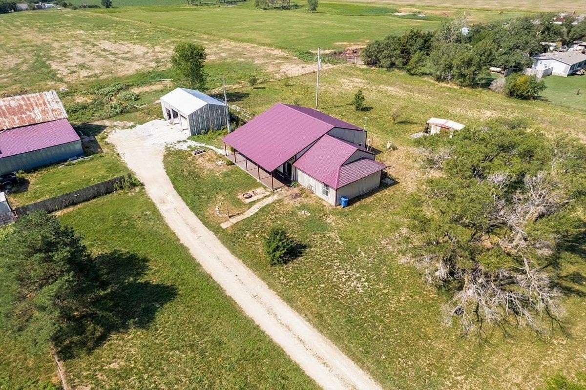 20.7 Acres of Agricultural Land with Home for Sale in El Dorado, Kansas