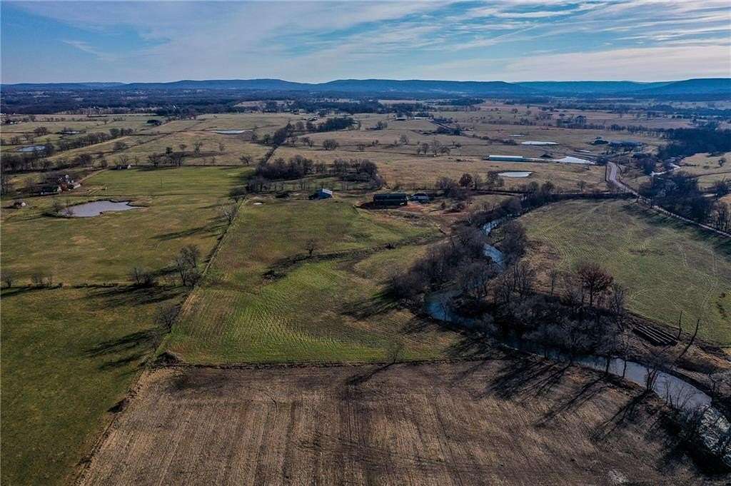 5 Acres of Land for Sale in Prairie Grove, Arkansas