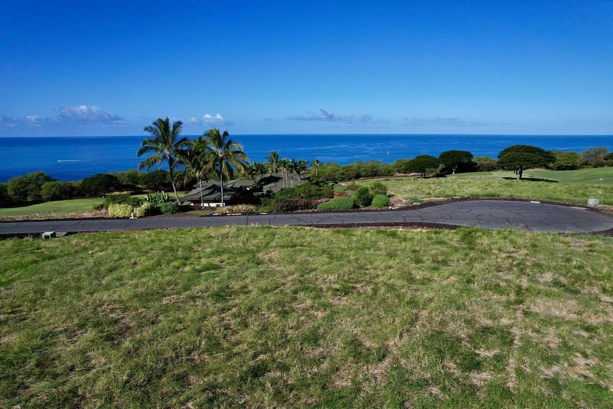 1.17 Acres of Residential Land for Sale in Kealakekua, Hawaii