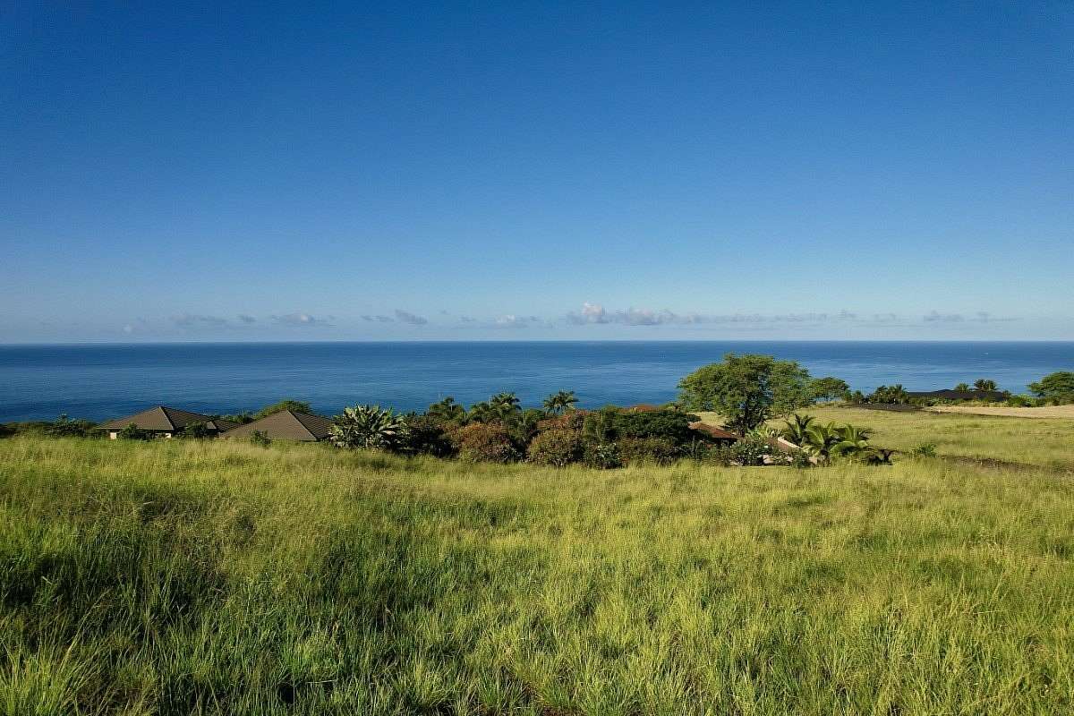 1.401 Acres of Residential Land for Sale in Kealakekua, Hawaii