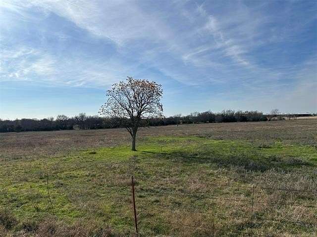 25.6 Acres of Land for Sale in Marietta, Oklahoma