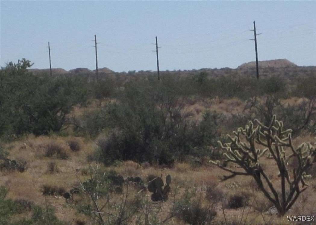 6.86 Acres of Land for Sale in Dolan Springs, Arizona