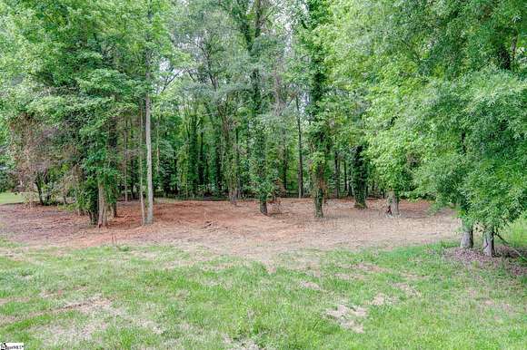 1.21 Acres of Residential Land for Sale in Spartanburg, South Carolina