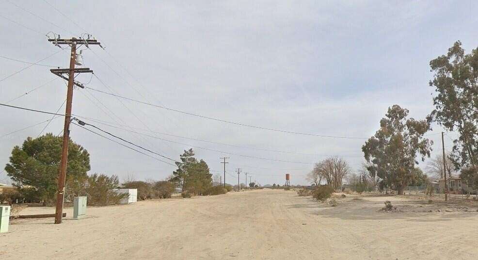 41.07 Acres of Agricultural Land for Sale in Palmdale, California