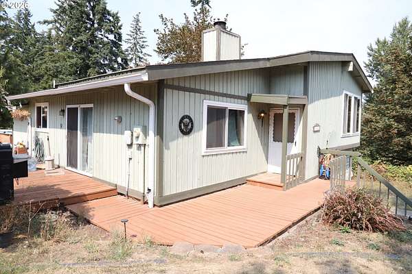 2.23 Acres of Residential Land with Home for Sale in Molalla, Oregon