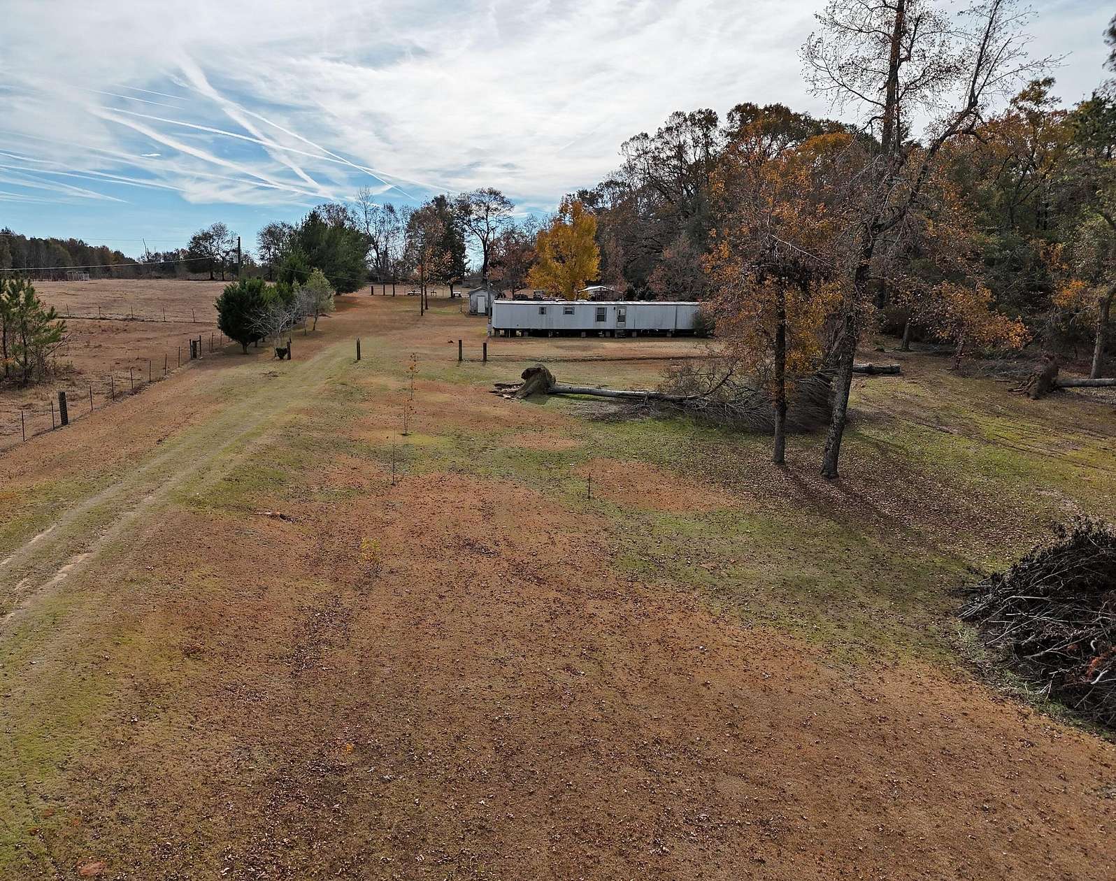 10 Acres of Recreational Land with Home for Sale in Waynesboro, Georgia