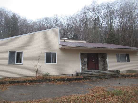 3.64 Acres of Residential Land with Home for Sale in Putnam Valley, New York