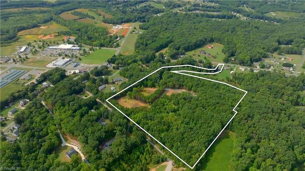 2.576 Acres of Residential Land for Sale in King, North Carolina