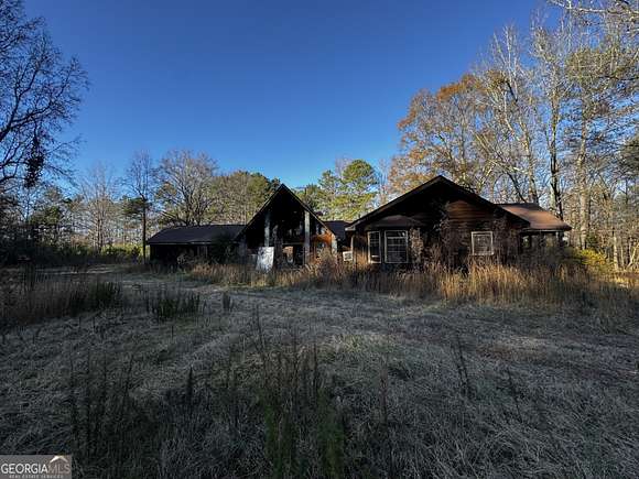 39.29 Acres of Land with Home for Sale in Griffin, Georgia