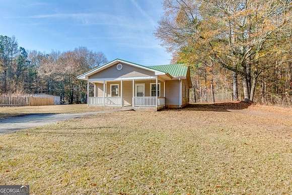 3.14 Acres of Residential Land with Home for Sale in Hull, Georgia