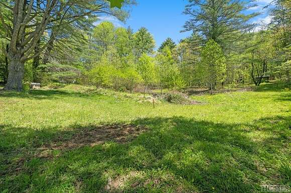 1 Acre of Residential Land for Sale in Cashiers, North Carolina