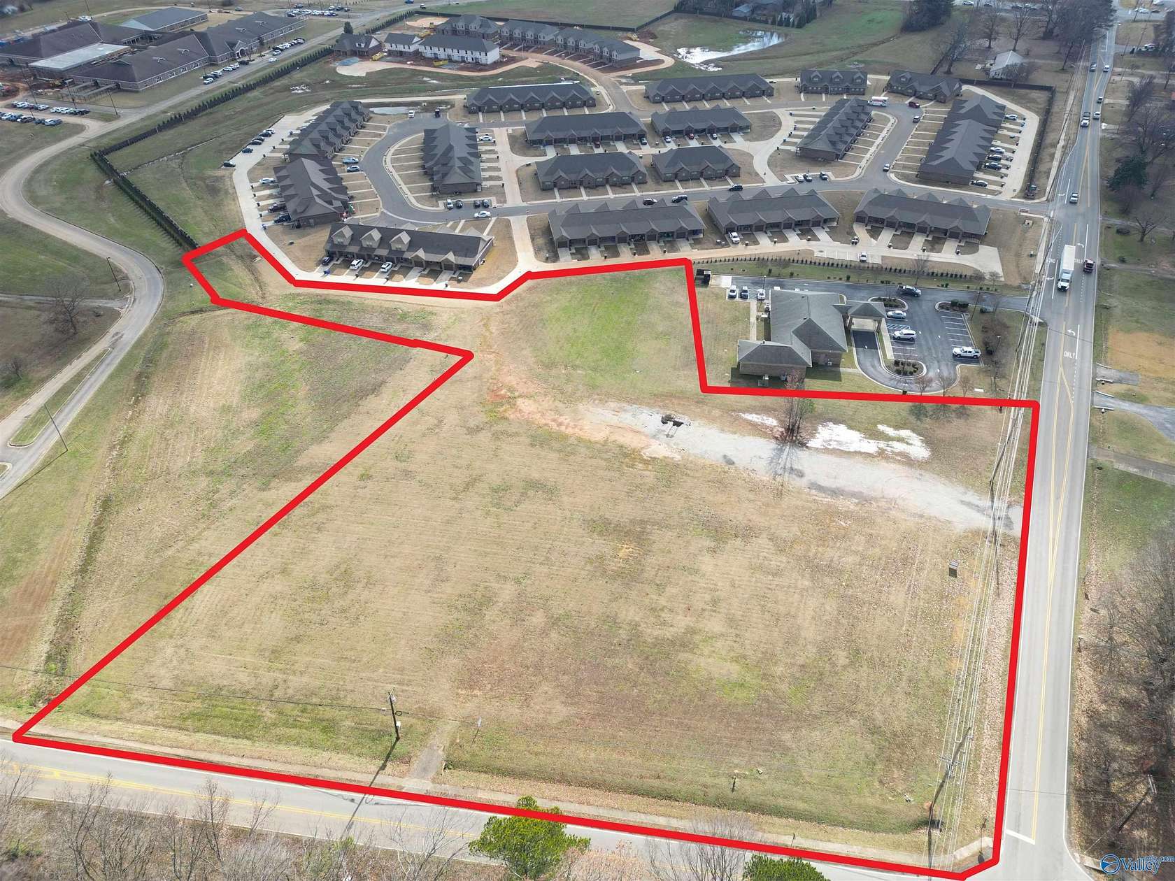 4 Acres of Commercial Land for Sale in Athens, Alabama