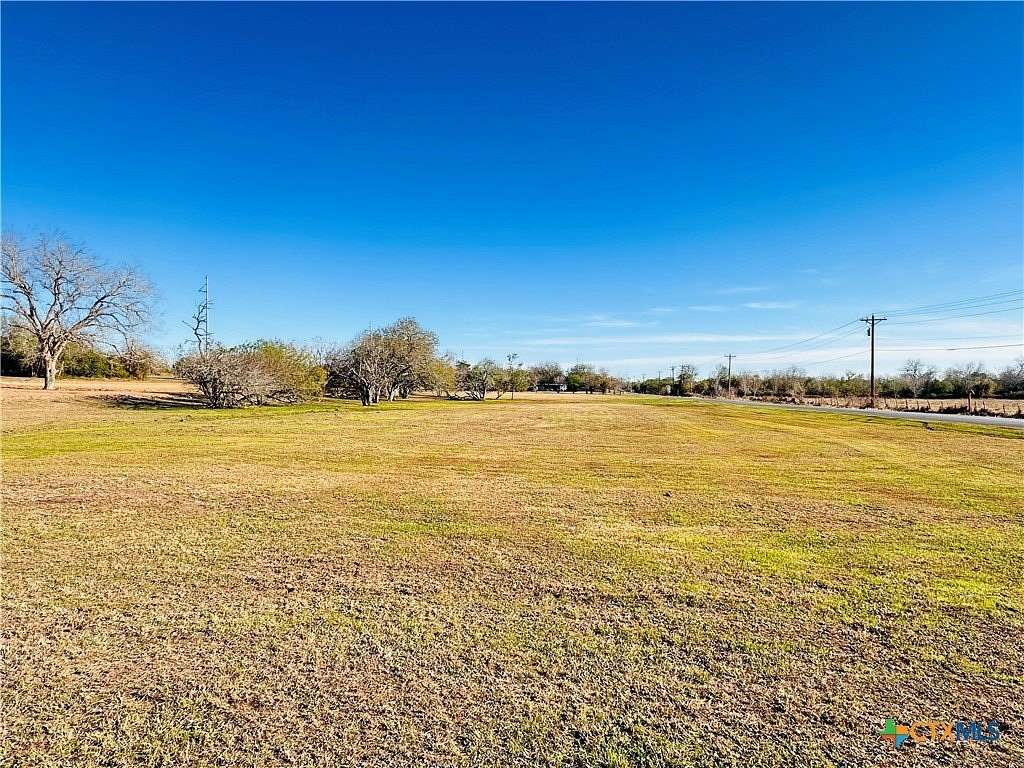 1.928 Acres of Residential Land for Sale in Yoakum, Texas