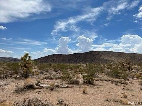 1.01 Acres of Residential Land for Sale in White Hills, Arizona