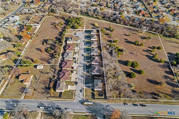 12 Acres of Land for Sale in Killeen, Texas