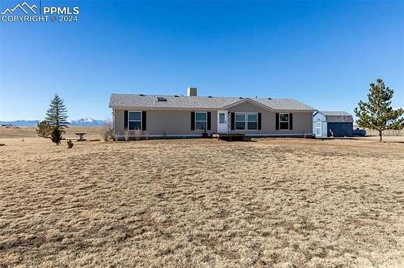 35.38 Acres of Land with Home for Sale in Peyton, Colorado