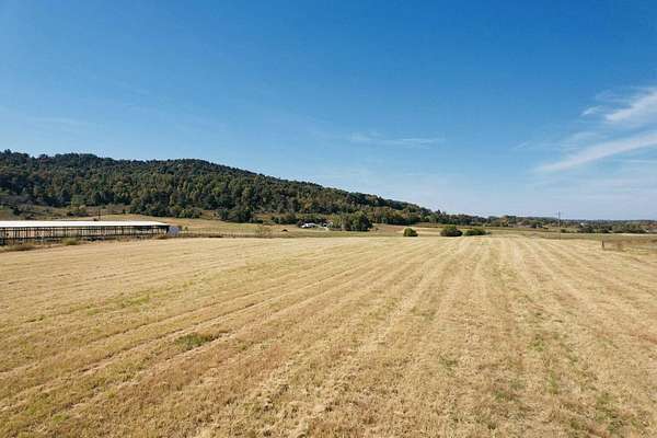 5 Acres of Residential Land for Sale in Somerset, Kentucky