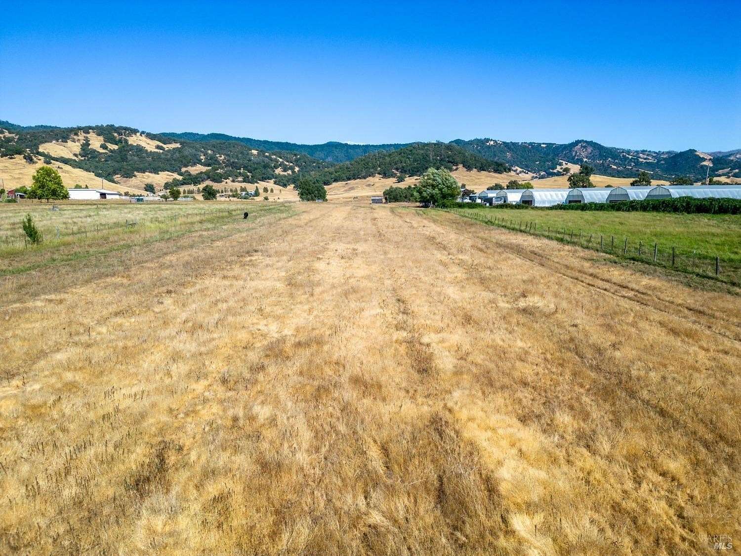 5 Acres of Land for Sale in Potter Valley, California