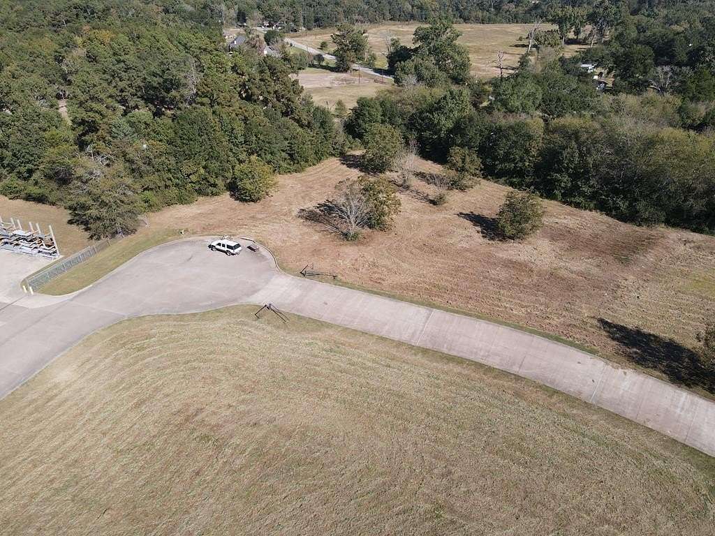 1.32 Acres of Commercial Land for Sale in Lufkin, Texas