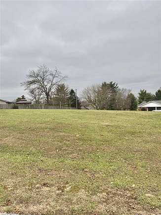 0.99 Acres of Residential Land for Sale in Glasgow, Kentucky