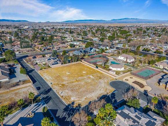 0.501 Acres of Residential Land for Sale in Lancaster, California