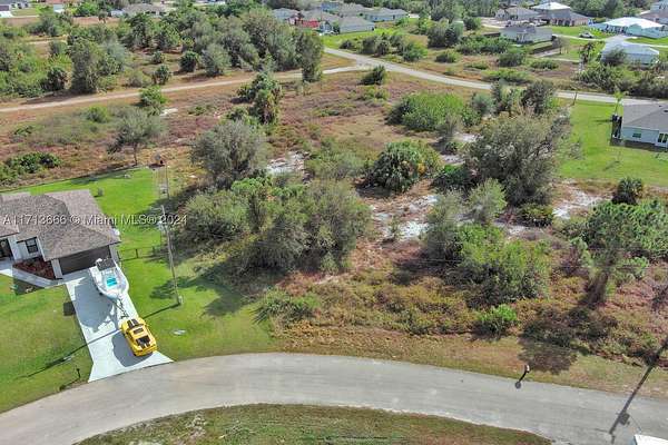 0.34 Acres of Residential Land for Sale in Lehigh Acres, Florida