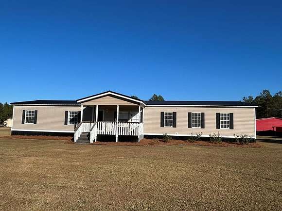 4.56 Acres of Residential Land with Home for Sale in Glennville, Georgia