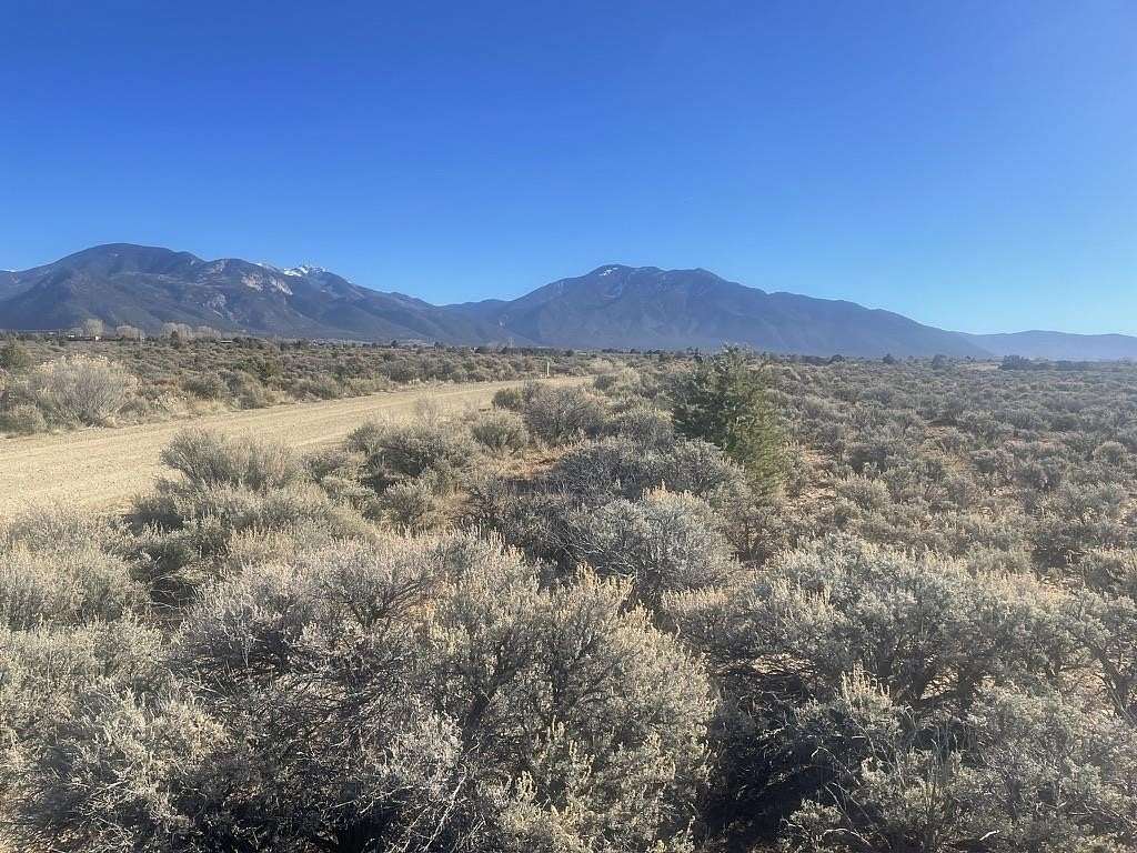 10.55 Acres of Land for Sale in Arroyo Seco, New Mexico