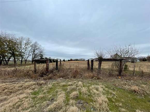 2 Acres of Land for Sale in Pecan Gap, Texas